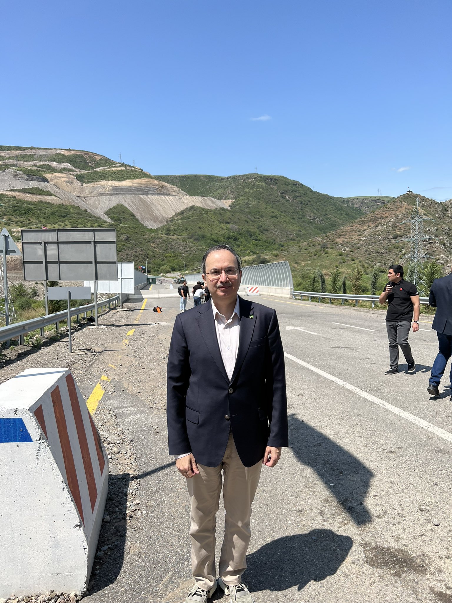 Pakistani Ambassador Envisions Lachin Border as Peace Bridge