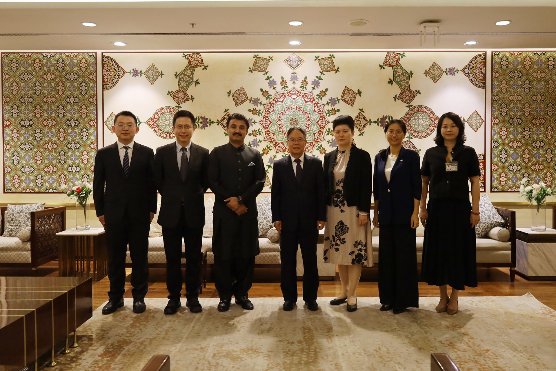Newly appointed Chinese Ambassador arrives Islamabad