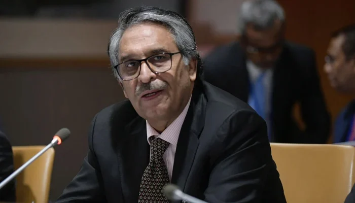 Pakistan condemns India's unilateral Kashmir decision
