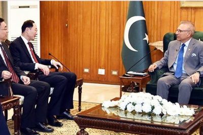 President Alvi reaffirms Pakistan’s commitment to CPEC development