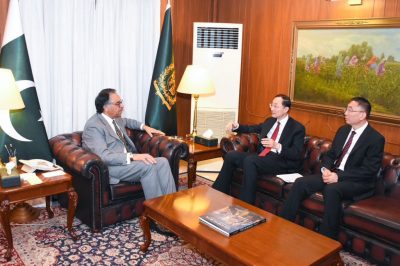 Pakistan-China solidify strategic ties in high-level diplomatic meeting