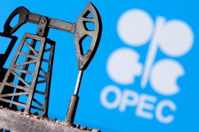 Analyzing OPEC's Impact on Global Oil Markets and Middle Eastern Economy