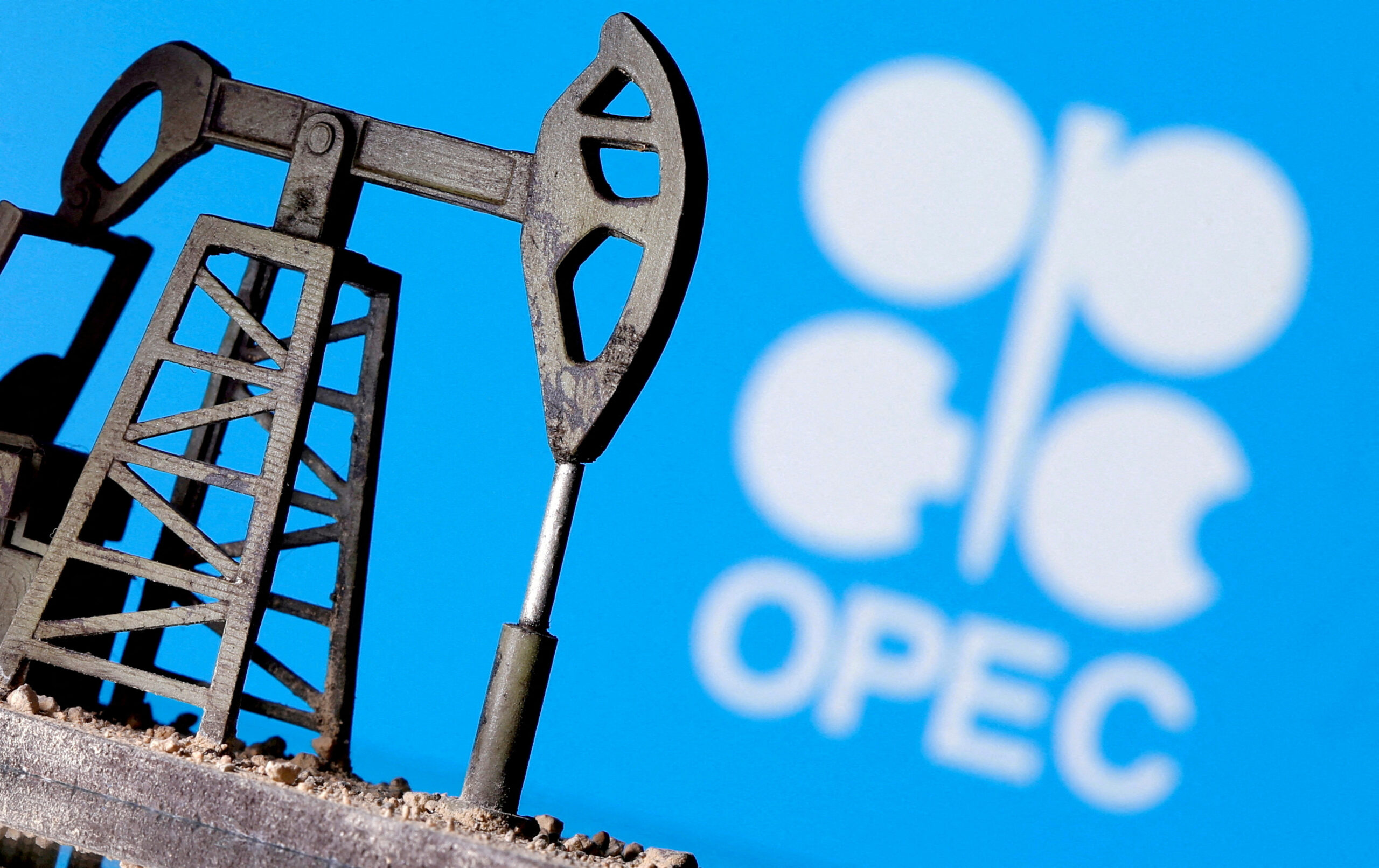 Analyzing OPEC's Impact on Global Oil Markets and Middle Eastern Economy